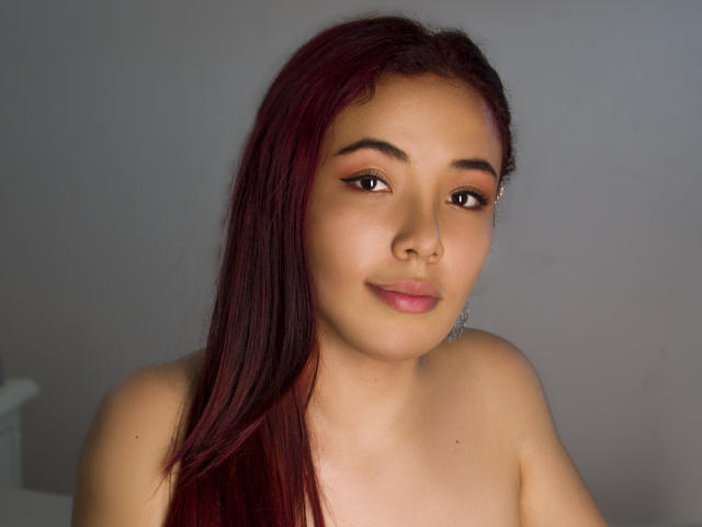 AlejaMoss - Live sex cam - 9983647