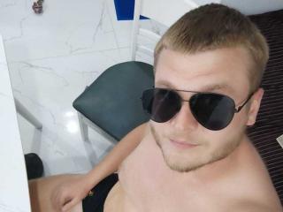 AlexYours - Sexe cam en vivo - 9988583