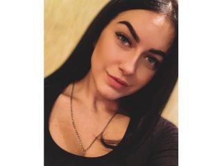 ViikiRey - Live sex cam - 9998015