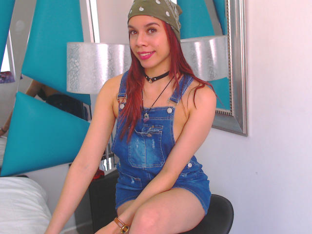 LanaRousse - Live Sex Cam - 9998071