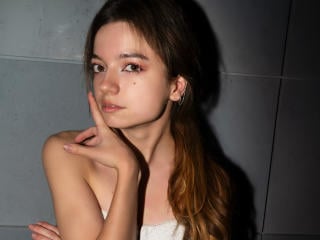 Sexy profilbilde av modellen  GraceGold, for et veldig hett live webcam-show!