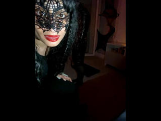 DominaCaty