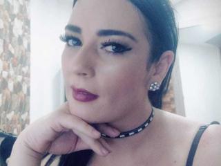 Sexy profilbilde av modellen  ZoehReyes, for et veldig hett live webcam-show!