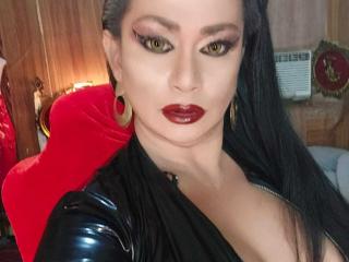 Sexet profilfoto af model MistressKinykyJulia, til meget hot live show webcam!