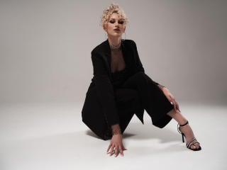 Sexy Profilfoto des Models JelenSunflower, für eine sehr heiße Liveshow per Webcam!