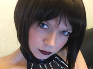 LadyMarylin-hot