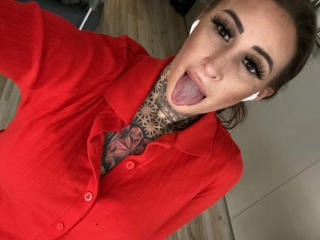 Black-Rosee-hot