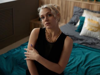 Foto de perfil sexy de la modelo DebbieArdent, ¡disfruta de un show webcam muy caliente!