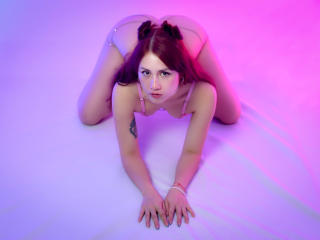 Photo de profil sexy du modèle GingerVanks, pour un live show webcam très hot !