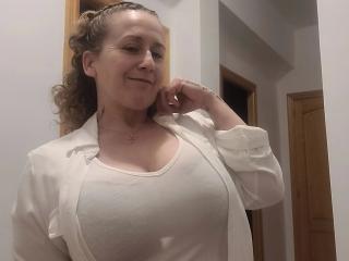 FantasyMya-hot