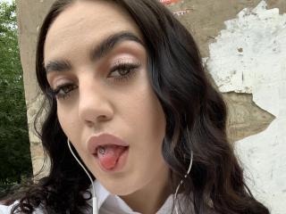 LeslieBel