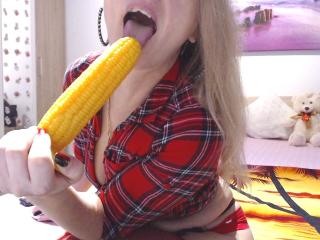 AngryGirl69 - Web cam sexy with this gold hair Sexy babes 