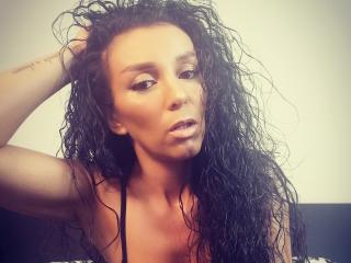 Sexy Profilfoto des Models Lovelybrowniee, für eine sehr heiße Liveshow per Webcam!