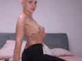 DouceAmelia - Live sex cam - 21090870